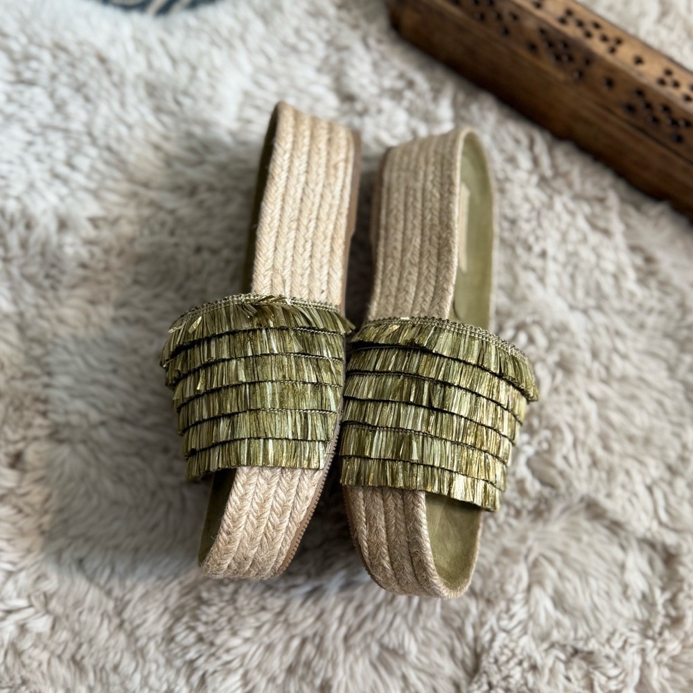 Paloma Barceló Olive Green Raffia Platform Slide Sandals - Picture 4 of 11